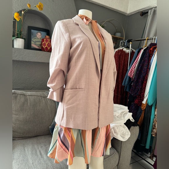 Women's Pink Blazer - Picture 2 of 3